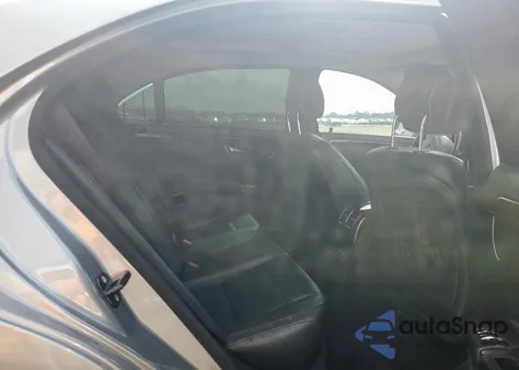 2013 Mercedes-Benz S 550 4Matic z USA, uszkodzony, nr VIN WDDNG9EB1DA498604